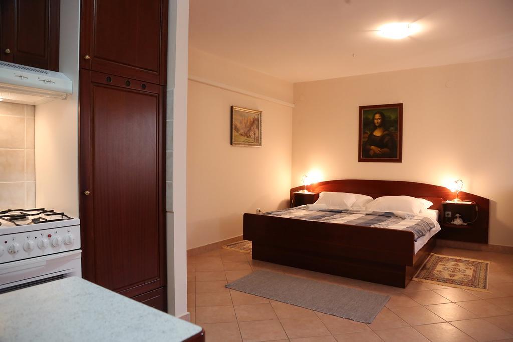 Apartments Max Vrsar Exterior foto